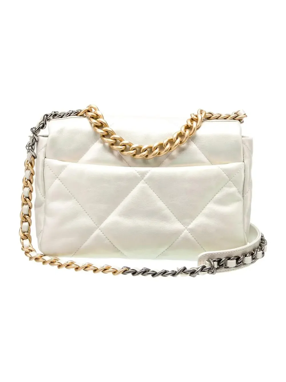 CHANEL elevate your